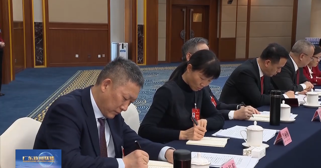 20240306-3-全國人大代表李長東：加快發(fā)展方式綠色轉(zhuǎn)型，助力實現(xiàn)“雙碳”目標(biāo).png